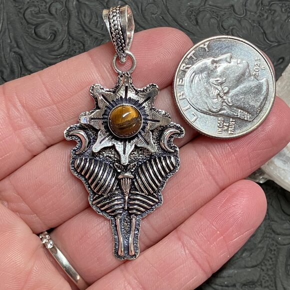 Tigers Eye Flower Luna Moth Sun Crescent Moon Mystic Pendant - Picture 6 of 6
